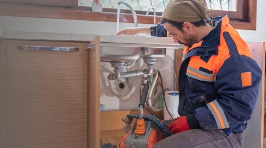 Expert burst pipe repair services in Pana, IL